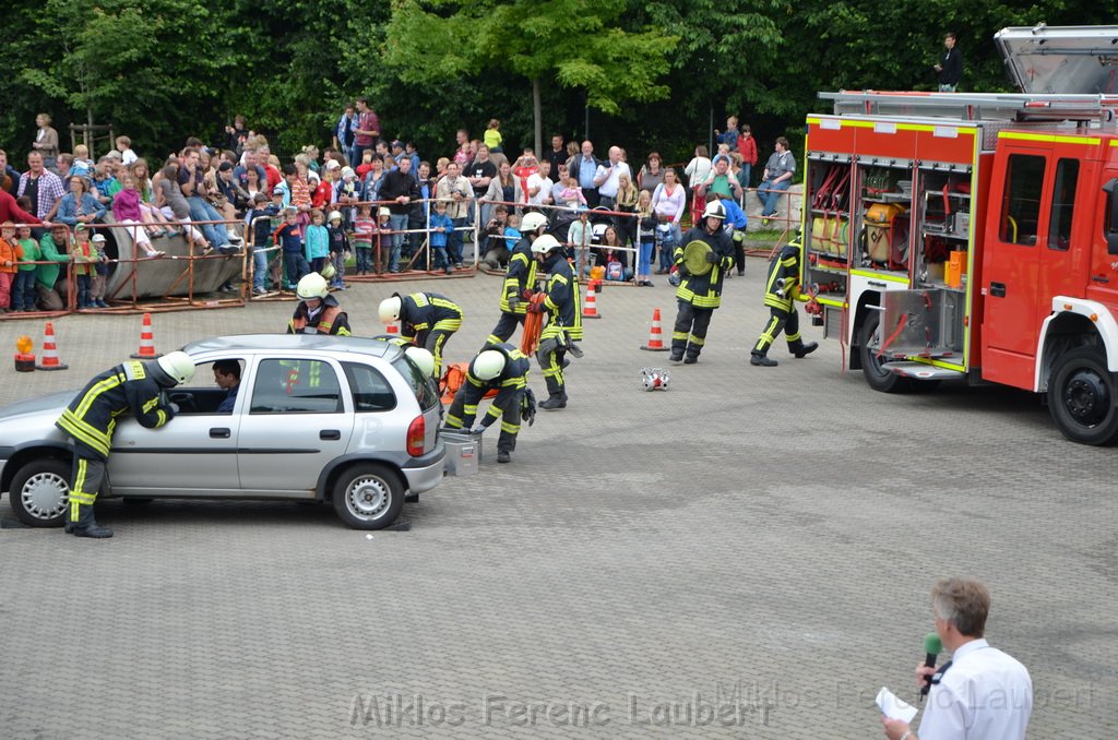 Tag der Offenen Tuer BF Koeln Weidenpesch Scheibenstr P337.JPG